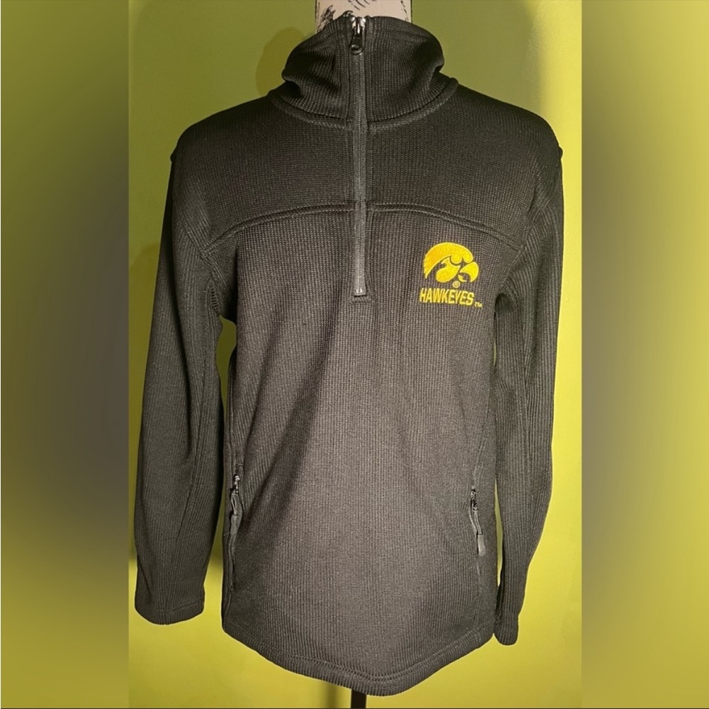 Colosseum Hawkeye’s Pullover Jacket